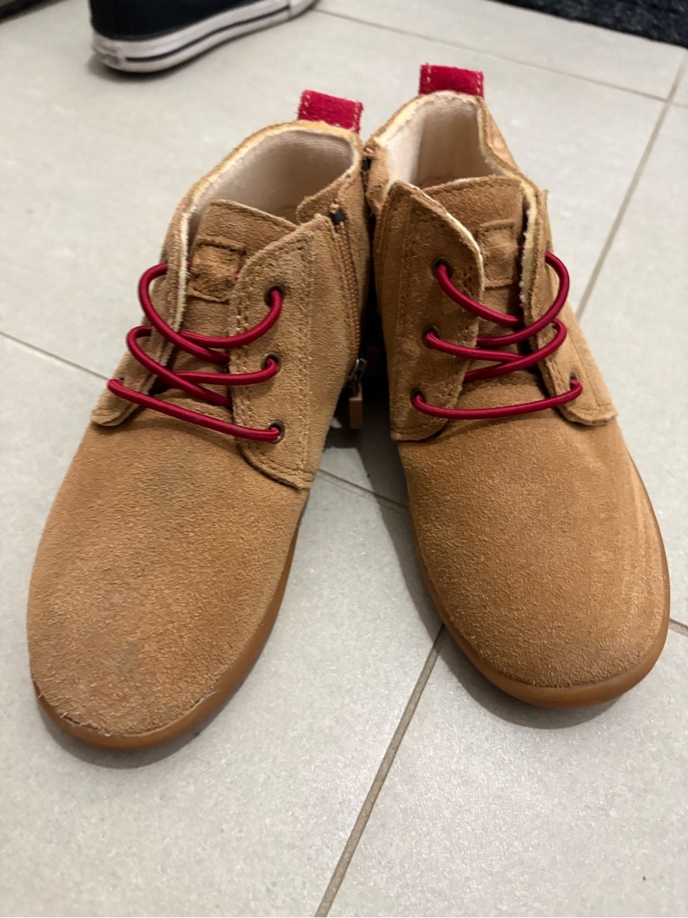 UGG Kids Tan Suede Chukka Boots with Red Laces